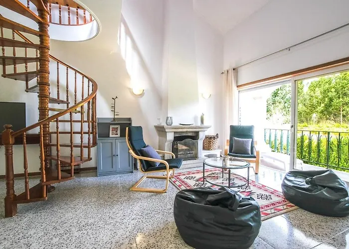 Private Gardened House - 5min From The Guest house 4*