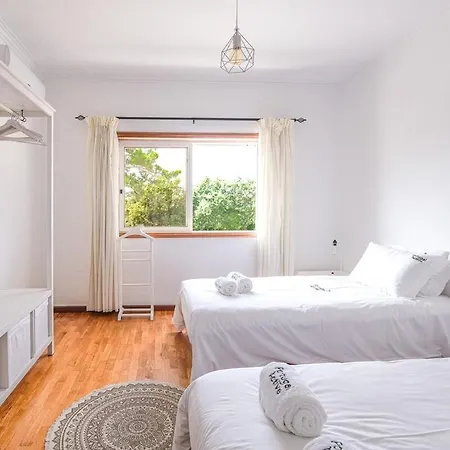 Private Gardened House - 5min From The Viana do Castelo