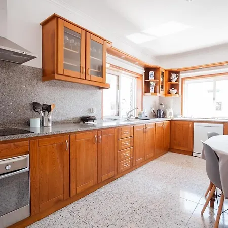 Private Gardened House - 5min From The Pensjonat