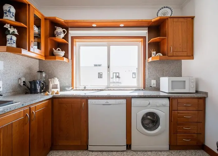 Private Gardened House - 5min From The Gæstehus Viana do Castelo