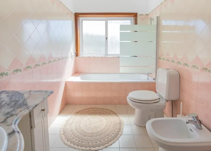 Affittacamere Private Gardened House - 5min From The Viana do Castelo