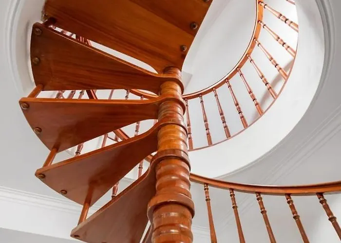 Private Gardened House - 5min From The 4*