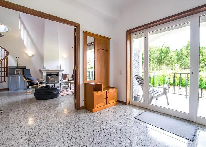 Private Gardened House - 5min From The 4*